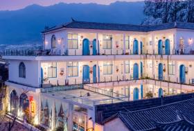 大理风吹麦浪客栈